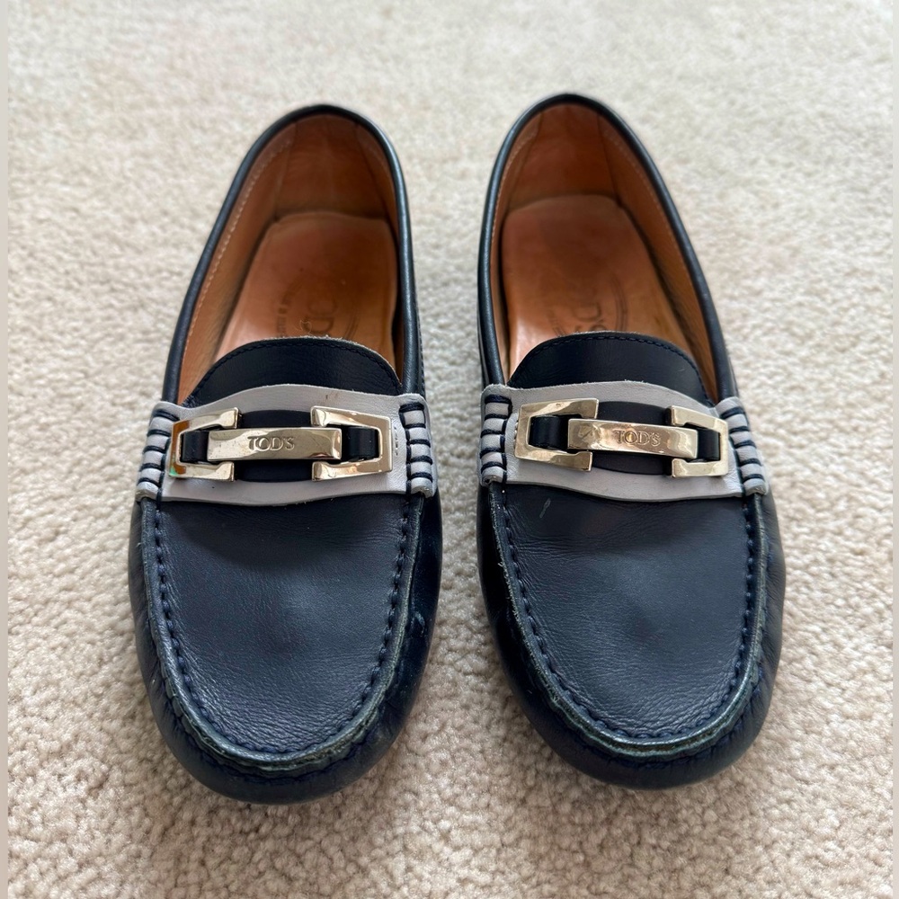 Tod’s Women’s Navy and light Grey Leather Moccasins